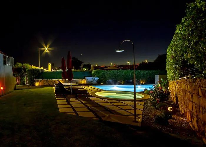 빌라 Lotus 2, 알부페이라